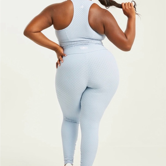 Booty by Brabants Curvy Croco Light Blue Leggings, O/S - Picture 2 of 5